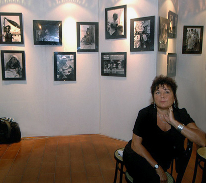 Patrizia Pulga , Exhibits and Photography Workshops for immigrant women 